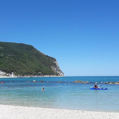 Appartamento Mare Sirolo Con Garage Privato Exterior photo